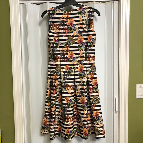 NWOT Striped Floral Dress - Picture 8 of 8